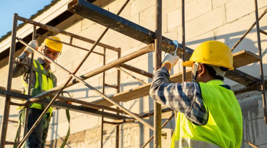 Professional gutter cleaning in Phyllis, KY